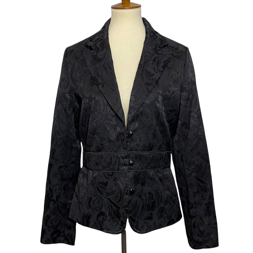 Milla Button Up All Over Print Blazer